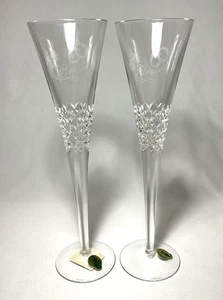 WATERFORD~(2) Crystal FLUTED CHAMPAGNE GLASSES (Wedding Collection BRIDE+GROOM) - Picture 1 of 8