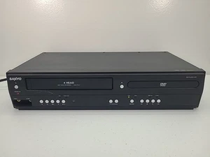 Sanyo DVD Player/VCR Recorder Player Kombi FWDV225F ohne Fernbedienung getestet - Bild 1 von 10