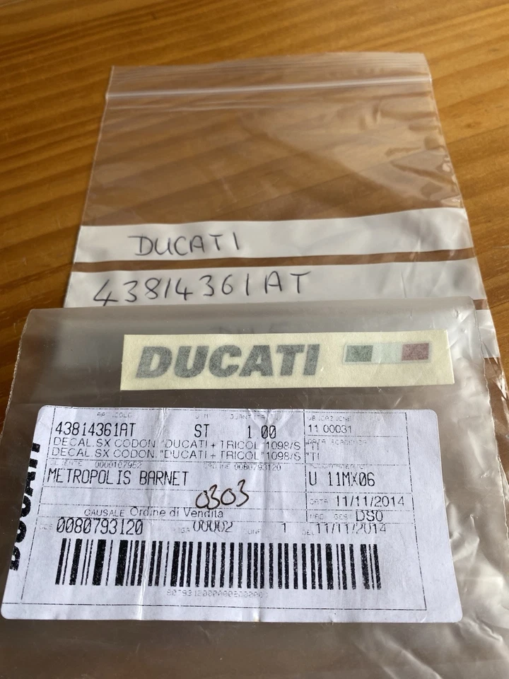 Adesivo gráfico Ducati peça traseira LH 1098S, Monster 1200 ?, Veja abaixo - Imagem 1 de 1