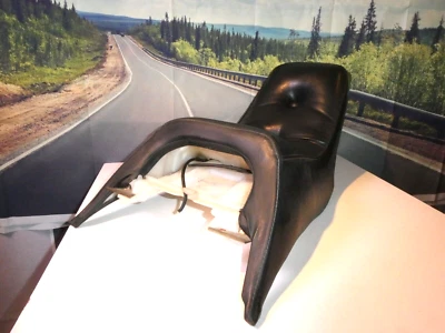 Asiento Suzuki Madura sección trasera pasajero 1985-1986 45300-05A10-59N GV 1200 OH Foto 1 de 4