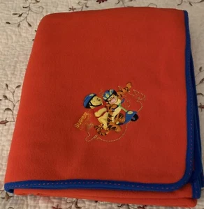 Vintage Disney Winnie The Pooh And Tigger Fleece Throw Blanket Red NEW - Picture 1 of 6