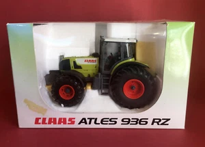 Universal Hobbies 1/32 Claas Atles 936 RZ Tractor No246-177.0 MIB - Picture 1 of 6