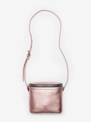 Bolso Bandolera Pequeño KARA The Stowaway Oro Rosa Metálico Cuero Guijarro Foto 1 de 4