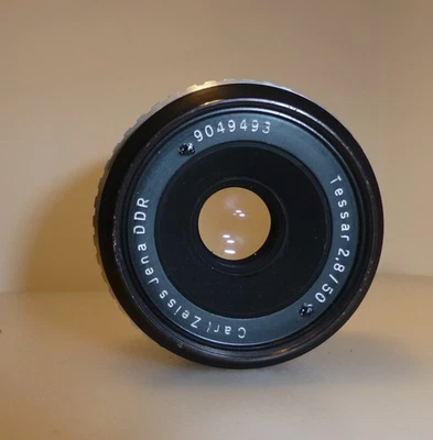 CARL ZEISS JENA 50mm F2.8 TESSAR LENS , M42mm SCREW MOUNT  (9049493) - Image 1 of 4