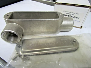 ✌️NEW ATKORE CALBRITE S60700LR00 3/4" TYPE LR 316 STAINLESS STEEL CONDUIT BODY - Picture 1 of 5
