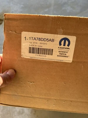 Chrysler 200 Limited 2012 rueda Foto 1 de 4