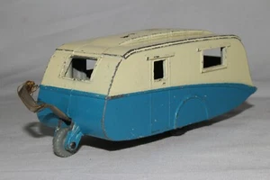 Dinky Toys, #190 Caravan Camper Trailer, Grey Plastic Wheel, Original - Picture 1 of 8