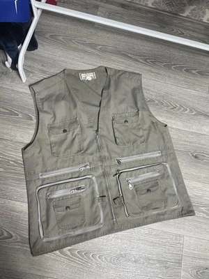 Vintage Valentino Hunter Fishing Vest Men’s Size 4A (M-L) Grey  - Image 1 of 4