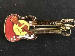 TOKYO RED DOUBLE NECK GUITAR HARD ROCK CAFE PIN - Picture 1 of 2