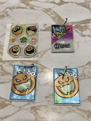 Halloween Zip Clips Hi-Vis Safety Reflective Backpack Zipper ID Bag Tag Dracula - Image 1 of 2