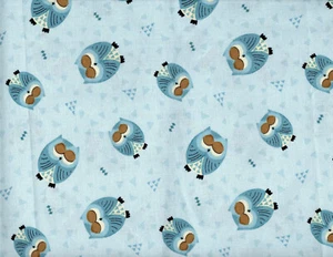 Impresiones Winsome Critters de Wilmington - Blue Owls 32" x 45" - Imagen 1 de 3