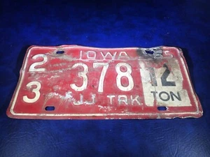 1965 Iowa License Plate - Picture 1 of 2