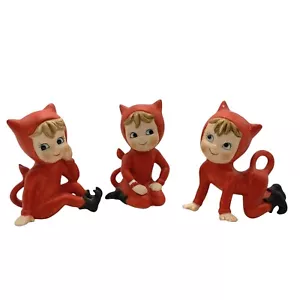 Lefton Little Red Devils Halloween Costumes Porcelain Figurines 02193 Set of 3 - Picture 1 of 9