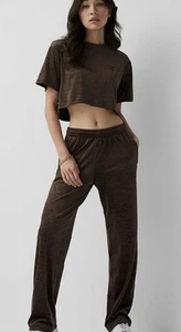 Adidas Originales Para Mujer PANTALONES MONOGRAMA TRÉBOL TERCIOPELO HL9122 PRECIO DE VENTA SUGERIDO POR EL FABRICANTE $70 XL - Imagen 1 de 7