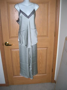 NATORI - CAMI STYLE PJ's - "CELODON" - SILBRIG BLAU WUNDERSCHÖN!!  GR XL - Neu mit Etikett!! - Bild 1 von 3