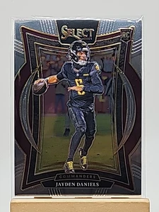 2024 Panini Select  Jayden Daniels Base Rookie Card Concourse #26 Commanders - Picture 1 of 2