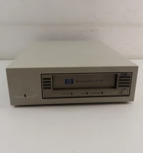 Lecteur de bande externe HP StorageWorks 40/80 Go DLT VS80 SCSI LVD/SE - C7503-60003 - Photo 1/3