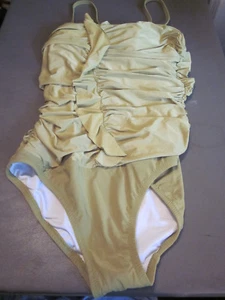 NWT LANDS END WOMENS ONE PIECE BATHING SWIM SUIT WOMENS - CHARTREUSE - SIZE 6 - Picture 1 of 2