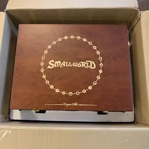 Small World DESIGNER EDITION - Unplayed contents still sealed unused - Boxed - Picture 1 of 24