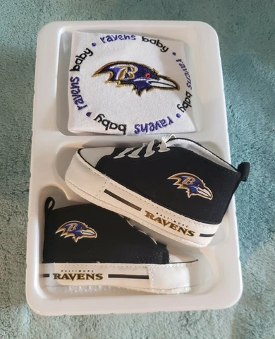 NFL Baltimore Ravens BIB & WALKER 2- PC Gift Set 0 - 6 MOS ( BOX #3) Cover