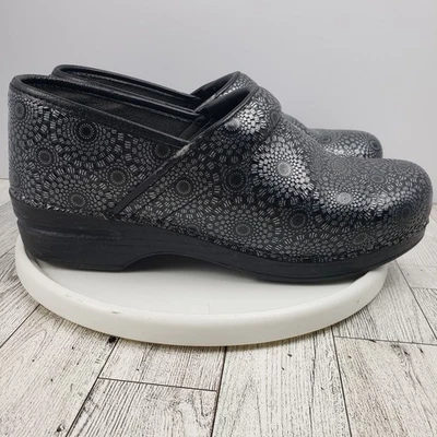 Dansko Womens Professional Clogs Black Silver Embossed Leather EU 40 **READ - Image 1 of 4