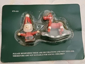 Lote de trabajo paquete de decoraciones para árboles de Navidad 2 bolas de madera grandes vintage años 80 nuevas - Imagen 1 de 5