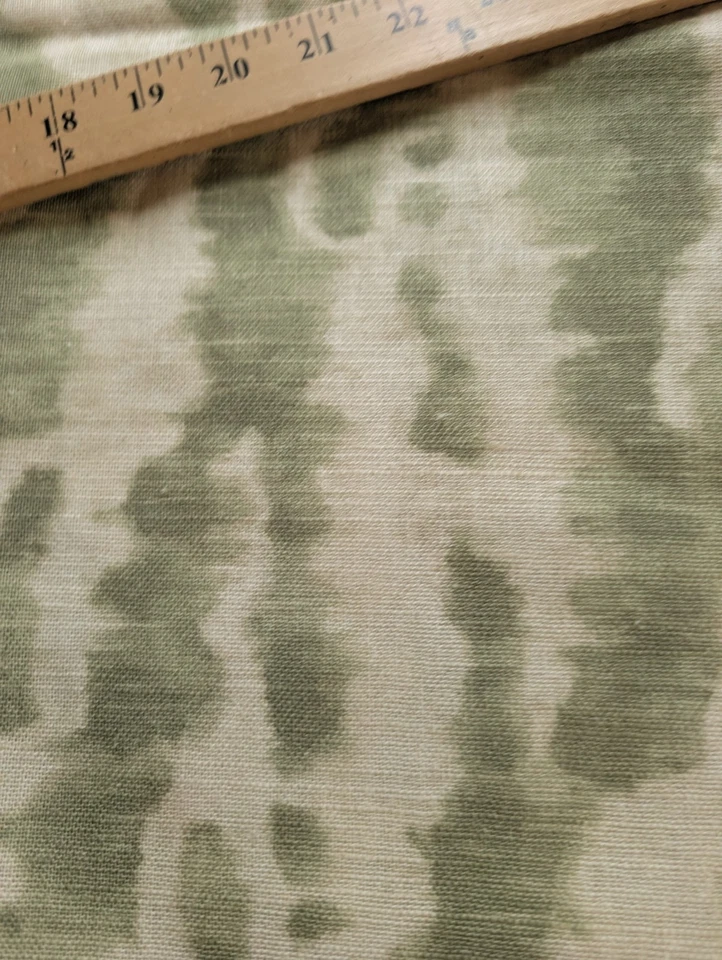 Clarence House Le Marche鼠尾草面料2 1/4码  — 第 1/4 张图片