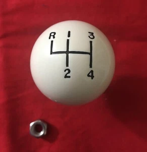 5/16-18 SHIFT KNOB WHITE BALL 4 SPEEED FOR MUNCIE & OTHER 5/16-18 SHIFTERS - Picture 1 of 2