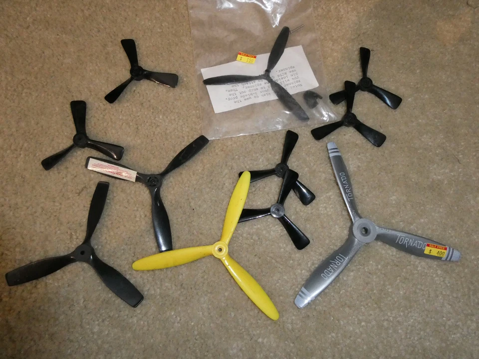 New Lot of 11 Vintage RC Airplane 3 Blade Plastic Props Propellers NOS - Image 1 of 1