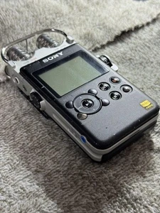 Sony PCM-D100 High Resolution Portable Stereo Digital Recorder Free shipping JPN - Picture 1 of 7