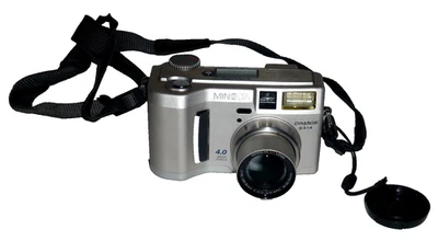 Minolta DiMage S414 4MP Digital Camera HAS FLAWS UNTESTED PLEASE READ - Image 1 of 4