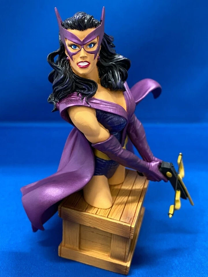 Busto de Cazadora DC Direct Mujeres del Universo DC Serie 2 Sellado de Fábrica Foto 1 de 1