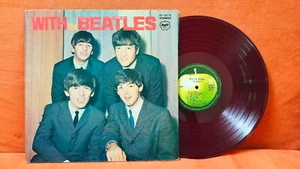The Beatles – With The Beatles, Japan 1st Pressing, AP-8678, Toshiba 赤盤! - Picture 1 of 3