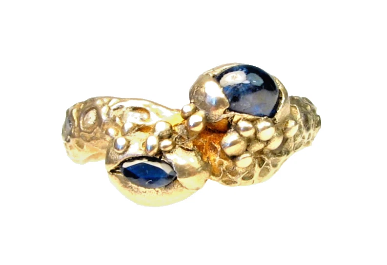 Anel de bronze dourado estilo antigo - Pedra de safira - Tamanho 10 - Imagem 1 de 4