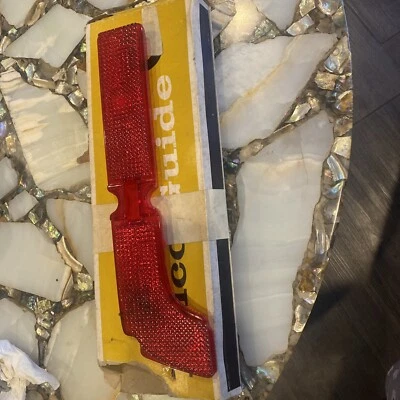 Pontiac Catalina 1967 lente de luz trasera ejecutiva LH GM# 5958707 Foto 1 de 4