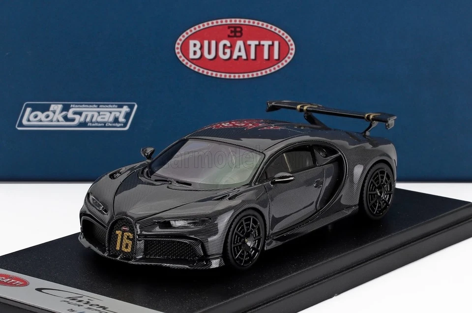 1/43 LOOKSMART - BUGATTI - CHIRON PUR SPORT N 16 2020 LS520E - Immagine 1 di 1