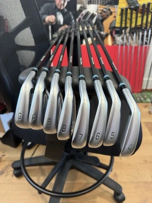Mizuno JPX 925 Forged 4-G Fujikura Axiom 105S Custom Ferrules - Image 1 of 4