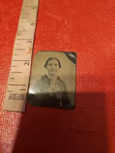 Antique Tin Type Portrait Photo Older Lady (H) - Picture 1 of 3