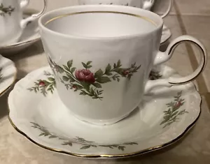 Rosa muschio tradizione Johann Haviland adorabile! 4 tazze e piattini - Foto 1 di 7
