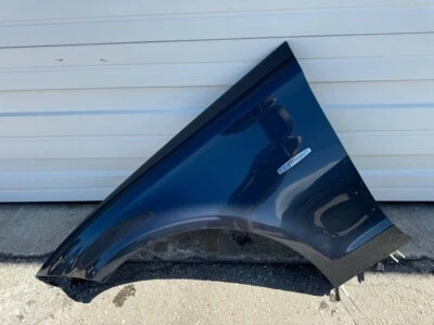 12-18 梅赛德斯 W218 CLS550 左前驱动侧挡泥板原始设备制造商 — 第 1/4 张图片