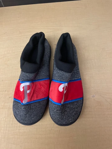 Philadelphia Phillies Slippers XL Cover