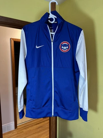 Cooperstown Cubs Nike jacket mens Vintage Logo Fantastic Condition Chicago Cover