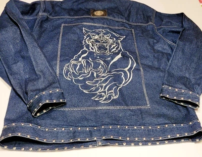 Chaqueta de mezclilla urbana azul crudo para hombre con tachuelas bordada espalda de tigre XL Foto 1 de 4