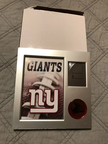 NFL New York Giants Picture frame w/ digital clock Cover