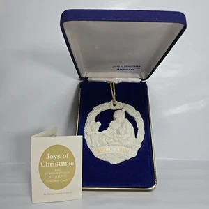 1980 Gorham Parian Medallion Joys Of Christmas Ornament "Christmas Candy"  - Picture 1 of 16