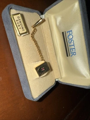 Ruby Tie Tack. Винтажный подлинный рубиновый галстук с оригинальной цепочкой и чехлом. - Изображение 1 из 4