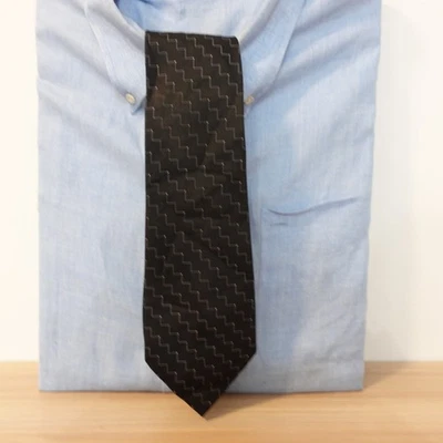 Neck Tie Mens Black White Chevron Striped Silk Zig Zag Suit Dress Wide CLAIBORNE - Image 1 of 4