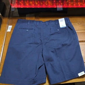 Izod Saltwater Men's Blue Cotton Chino Shorts Size 42 Classic Preppy - Picture 1 of 5