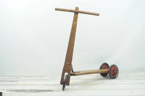 Vintage Wood And Metal Childs Scooter Vero Stepke? Decor Original Condition - Picture 1 of 12