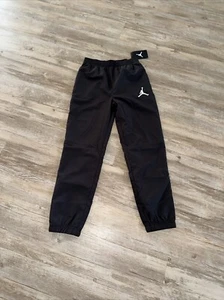 Jordan Boys' Essentials Woven Pant Sweatpants Black Size M 10-12 - Picture 1 of 3